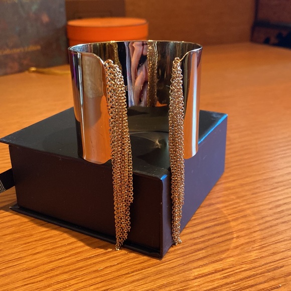 Gold tone fringe cuff - Picture 4 of 8